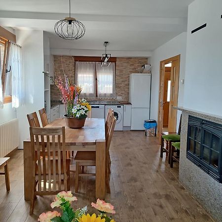 Ferienwohnung El Mirador De La Lleira Ferreras de Arriba Exterior foto