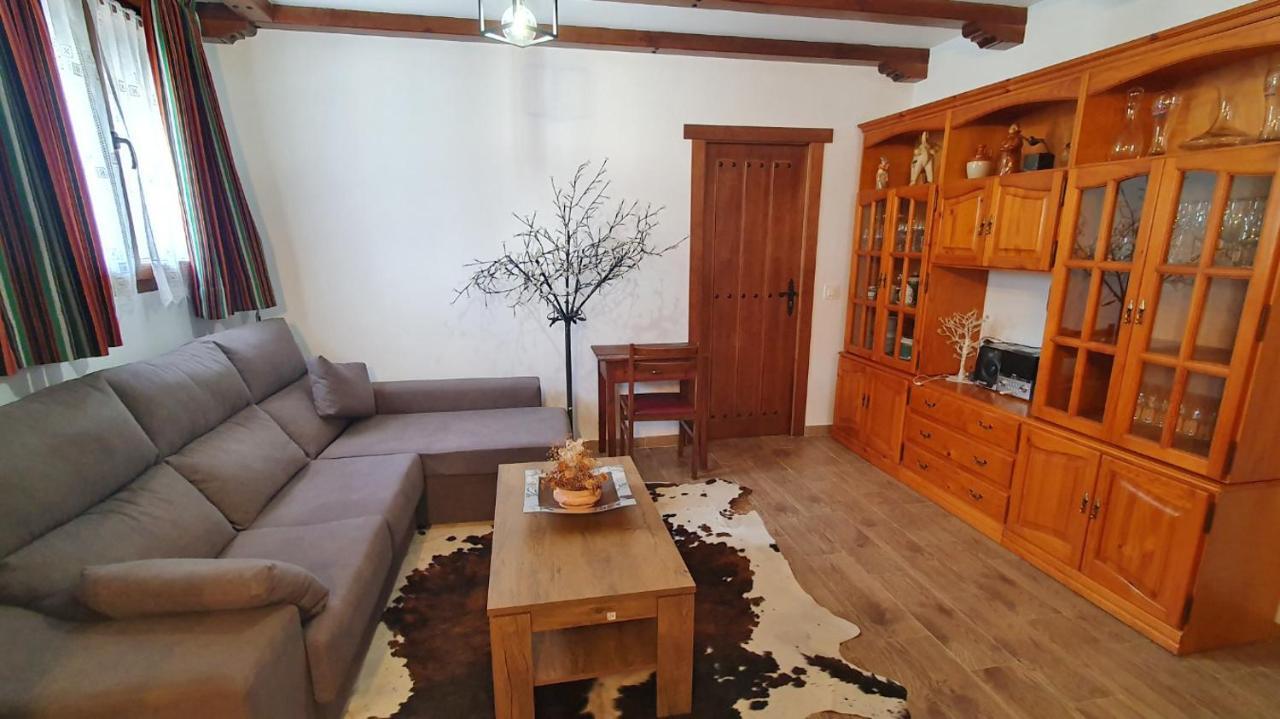 Ferienwohnung El Mirador De La Lleira Ferreras de Arriba Exterior foto