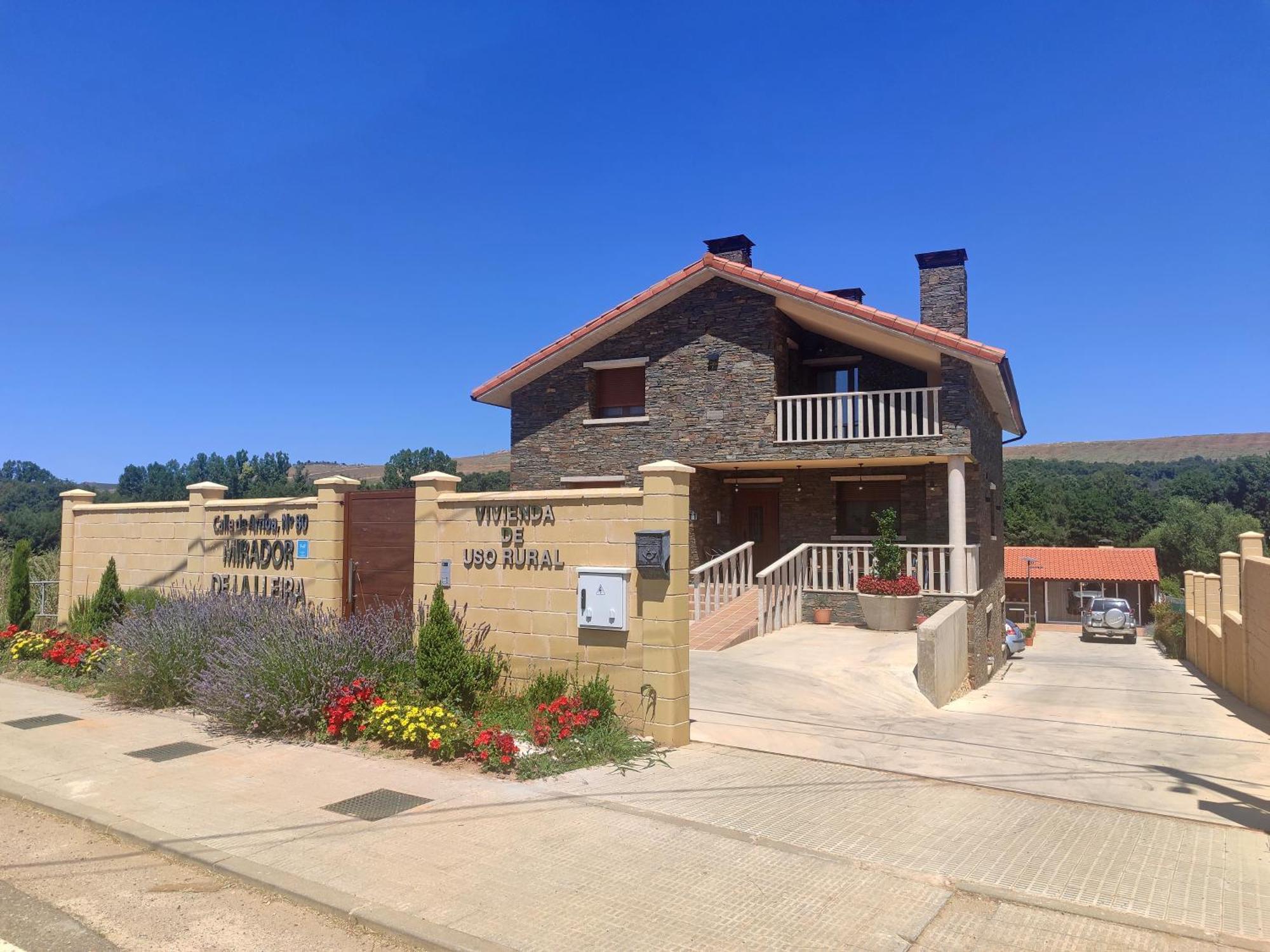 Ferienwohnung El Mirador De La Lleira Ferreras de Arriba Exterior foto
